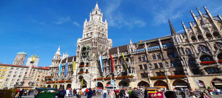 Oktoberfest packages & beer tent reservations in Munich, Germany